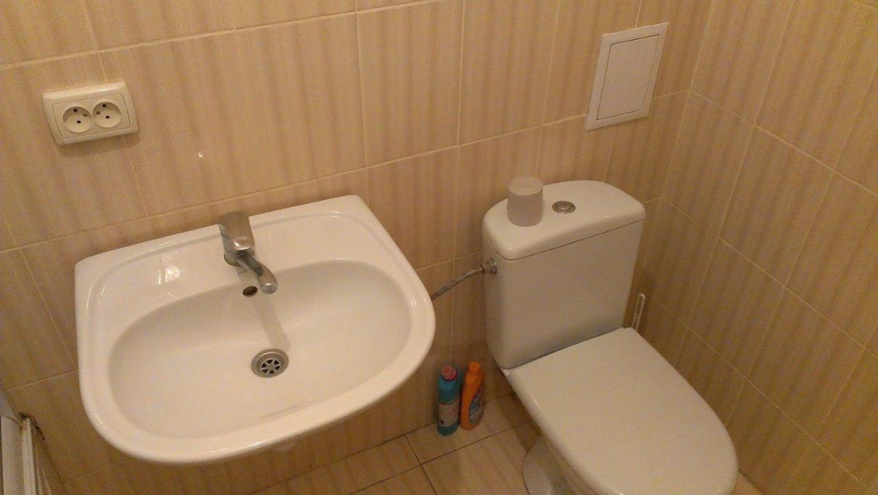 Apartment On Stepana Bandery 37 Постійне Електропостачання Lviv Extérieur photo